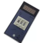 Bộ Điều Khiển Nhiệt Độ E5EN-YR40K 220V